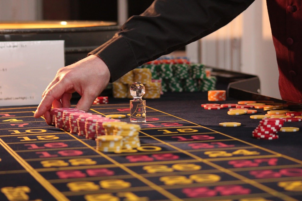 Responsible gaming reminder card for adults using 6999 bat in Bangladesh